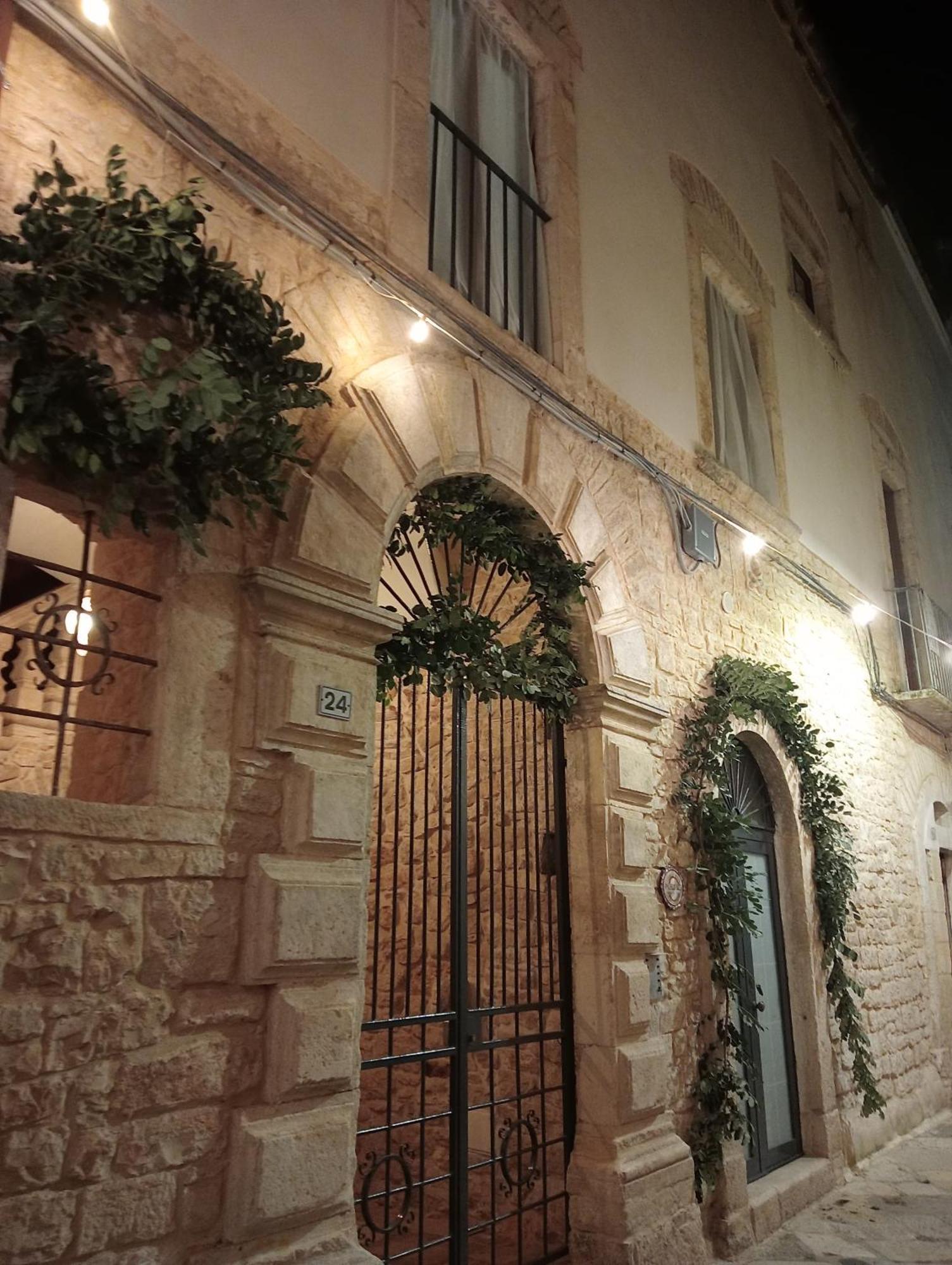 ホテル Palazzo Rizzi Dimora Dei Templari Bitetto エクステリア 写真